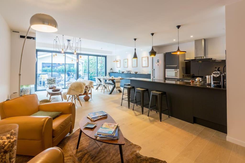 Maison D'Hotes, Terrasse & Jacuzzi En Plein Centre Bordeaux Exteriör bild